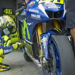 Rossi Pilih Sasis M1 2015 Buat Kompetisi Tahun ini Rossi Pilih Sasis M1 2015 Buat Kompetisi Tahun ini