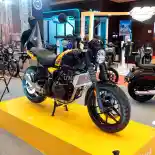 FOTO: Royal Enfield Guerrilla 450 2025 di IIMS 2025