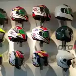 Begini Cara Merawat Helm, Enggak Sulit-sulit Amat