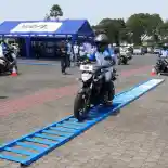 Yamaha Gelar Kegiatan Safety Riding Academy untuk Pelajar di Bandung 