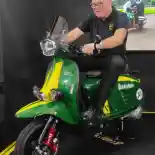 FOTO: Scomadi Turismo Technica 200w “Frank Sanderson”, Skuter Bergaya Balap