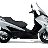 Suzuki Siapkan Skuter Premium Penantang NMax!