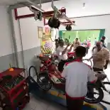 Ajaib, Sekolah Ini Punya Bengkel Resmi Motor