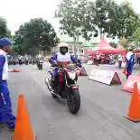 Honda Persiapkan Instruktur di Kejuaraan Jepang Honda Persiapkan Instruktur di Kejuaraan Jepang