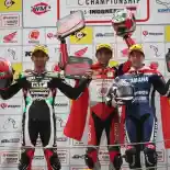 Hayo Tepuk Tangan, Pembalap Indonesia Berhasil Double Winner ARRC Di Kelas SS600