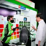 GESITS, Gojek, dan Pertamina Bikin Stasiun Penukaran Baterai di SPBU