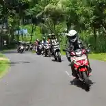 Perbandingan Konsumsi BBM Supra GTR 150 vs MX King 150. Siapa Lebih Irit?