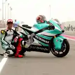 Moto2 Red Flag, Tabrakan Beruntun!
