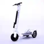 Kembangkan Motor Listrik Roda Tiga, Honda Kenalkan Striemo