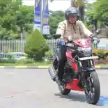 Asyiknya! Bisa Test Ride Motor di GIIAS Surabaya 