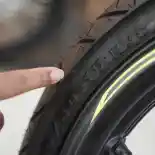 4 Masalah yang akan Terjadi saat Berkendara dengan Ban Kempes 