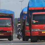 Hal Perlu Diperhatikan, Bermotor di Jalur Kendaraan Besar