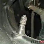 Sering Dianggap Sepele, Ini Pentingnya Tutup Pentil Ban Motor