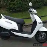 FIRST RIDE: Motor Listrik India TVS iQube Bisa 80 Km/jam!