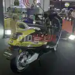 United E-Motor X Shoes n Care Berikan Layanan Antar Cepat