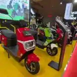 Motor Listrik Paling Murah di IIMS 2025, Cuma Rp8,5 Juta