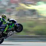 Rossi Kembali Pimpin Klasemen MotoGP 12 Poin Dari Lorenzo