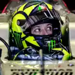 Sulit Kompetitif di MotoGP, Valentino Rossi Beralih ke F1?