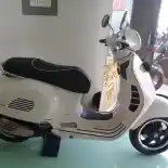 Vespa Putih Ini Benar-Benar Mengagumkan, Bisa Dimiliki Dengan Kredit Ringan Vespa Putih Ini Benar-Benar Mengagumkan, Bisa Dimiliki Dengan Kredit Ringan