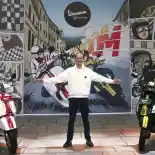 Vespa Sprint 150 dan GTS 300 HPE Racing Sixties Edisi Terbatas Dirilis. Berapa Harganya? Vespa Sprint 150 dan GTS 300 HPE Racing Sixties Edisi Terbatas Dirilis. Berapa Harganya?