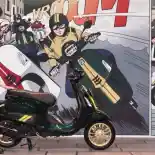 GALERI: Vespa Sprint 150 dan GTS 300 HPE Racing Sixties Edisi Terbatas GALERI: Vespa Sprint 150 dan GTS 300 HPE Racing Sixties Edisi Terbatas