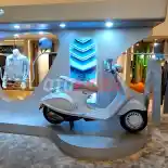 Kampanye Fashion dan Lifestyle, Piaggio Indonesia Pajang Koleksi Vespa 946 Snake