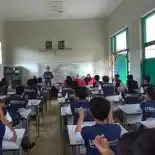 Tak Melulu Jualan Motor, Dealer Honda Bantu Tingkatkan Kualitas Pendidikan