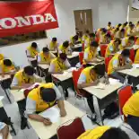 Honda Gelar Kontes Mekanik Bagi Siswa SMK Honda Gelar Kontes Mekanik Bagi Siswa SMK