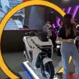 United Kenalkan E3, Skuter Listrik Setara XMAX dan 'Skuter Rakyat' di IIMS 2023