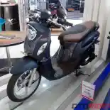 Lebih Mahal Yamaha Fino atau Honda Scoopy? Ini Jawabannya