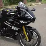 Modifikasi Yamaha YZF-R15 Bekas Kecelakaan Jadi Mirip R1M Modifikasi Yamaha YZF-R15 Bekas Kecelakaan Jadi Mirip R1M