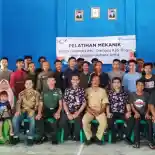 Yayasan Wahana Artha Membangun Bengkel untuk Masyarakat Desa Cinangka, Salut!