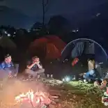 Sejumlah Komunitas YRFI Jakarta Adakan Kegiatan Tourcamp dan Charity