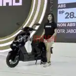 Mengisi Pasar Molis, MForce Luncurkan Zeeho AE4