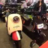 FOTO: Tampang Motor Listrik Paling Murah di IIMS 2024 FOTO: Tampang Motor Listrik Paling Murah di IIMS 2024