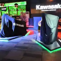 Galleri foto Galeri Foto: Kawasaki D-Tracker Baru Bermodal Pelek 17 Inci