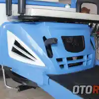 Galleri foto APPKTM New Mini Gajah, Motor Roda Tiga Bertampang Skuter Matik