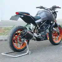 Galleri foto Modifikasi KTM Duke 200 Full Powerparts