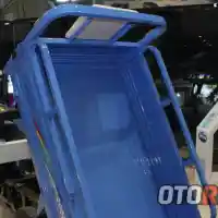 Galleri foto APPKTM New Mini Gajah, Motor Roda Tiga Bertampang Skuter Matik