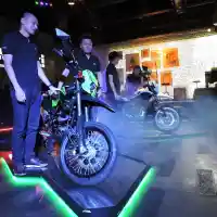 Galleri foto Galeri Foto: Kawasaki D-Tracker Baru Bermodal Pelek 17 Inci