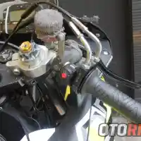 Galleri foto Modifikasi Yamaha R25 Sunday Race Racikan Abirawa Racing Team