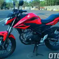 Galleri foto First Ride All New Honda CB150R StreetFire