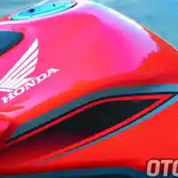 Galleri foto First Ride All New Honda CB150R StreetFire