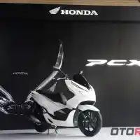 Galleri foto Review All New Honda PCX 150, Video dan Galeri Foto 