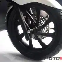 Galleri foto Review All New Honda PCX 150, Video dan Galeri Foto 