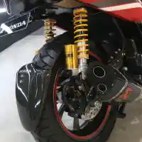 Galleri foto Modifikasi All New Honda PCX 150 Bergaya Si Setan Merah, Bikin Pemilik Semakin Bergairah!