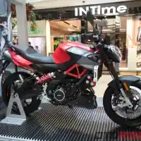 Galleri foto First Ride Aprilia Shiver 900, Si Kekar Nan Pintar