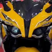 Galleri foto Galeri: Tampang Sporty Bajaj Pulsar RS400