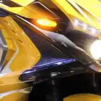 Galleri foto Galeri: Tampang Sporty Bajaj Pulsar RS400