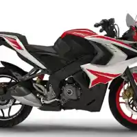 Galleri foto Galeri: Tampang Sporty Bajaj Pulsar RS400